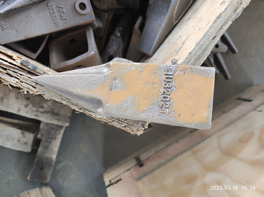 Зуб 1U3202 1U3202T 1U3202WT тигра небольшого экскаватора  J200 TIG двойной для J200